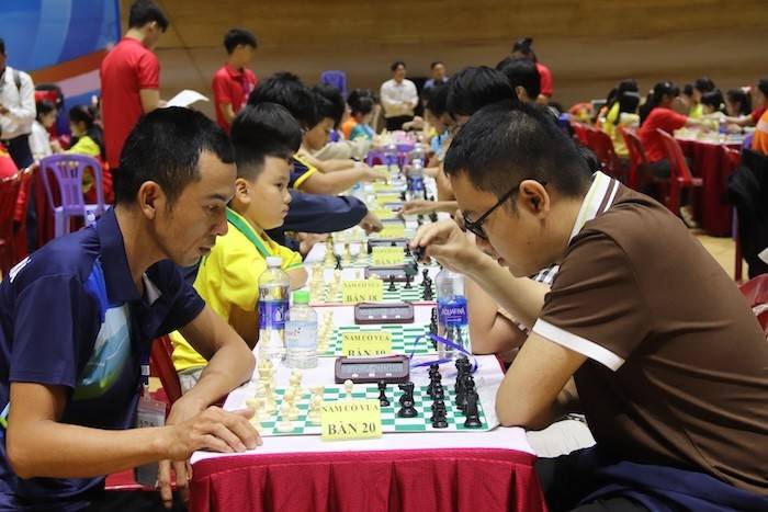 Các vận động viên tham gia tranh tài tại bộ môn cờ tướng