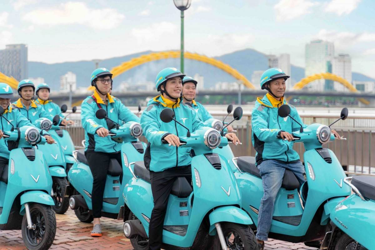 Nhiều tài xế lựa chọn chuyển sang xe điện nhờ các chương trình hỗ trợ phương tiện, giảm rào cản gia nhập nghề.