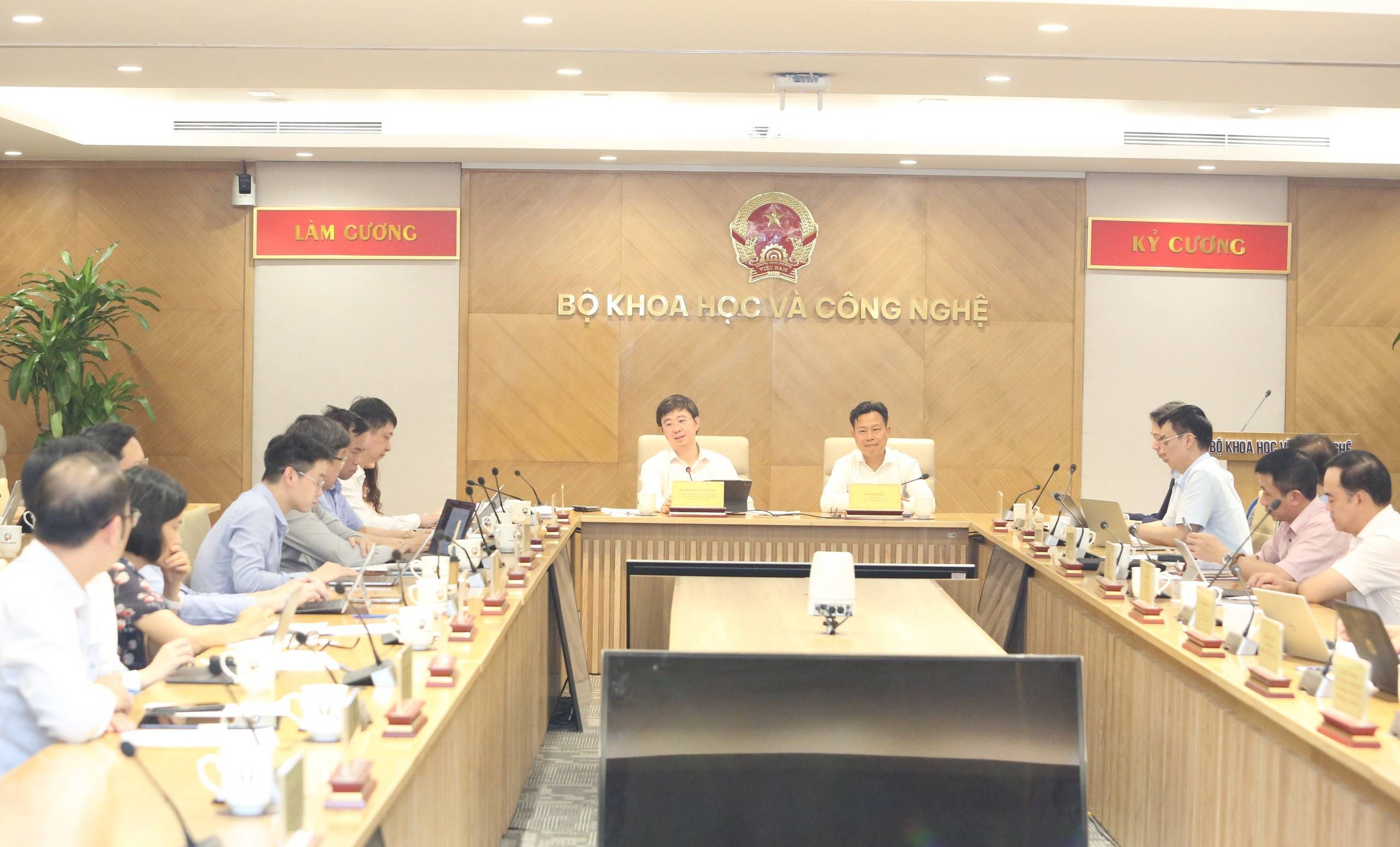 Ngành khoa học và công nghệ tăng tốc: Doanh thu tháng 3 vượt 516 nghìn tỷ đồng