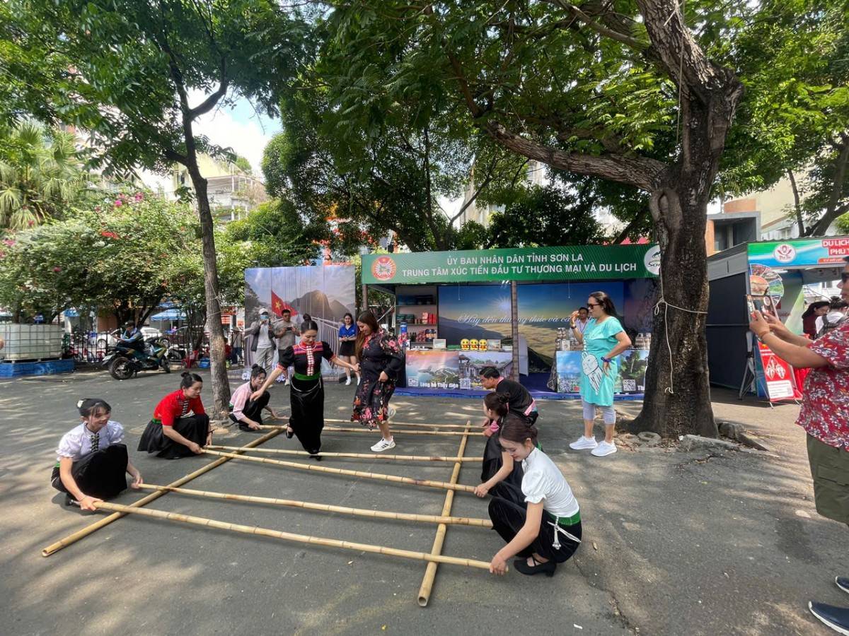 Bộ trưởng Nguyễn Văn Hùng: Mỗi sản phẩm du lịch phải mang dấu ấn riêng