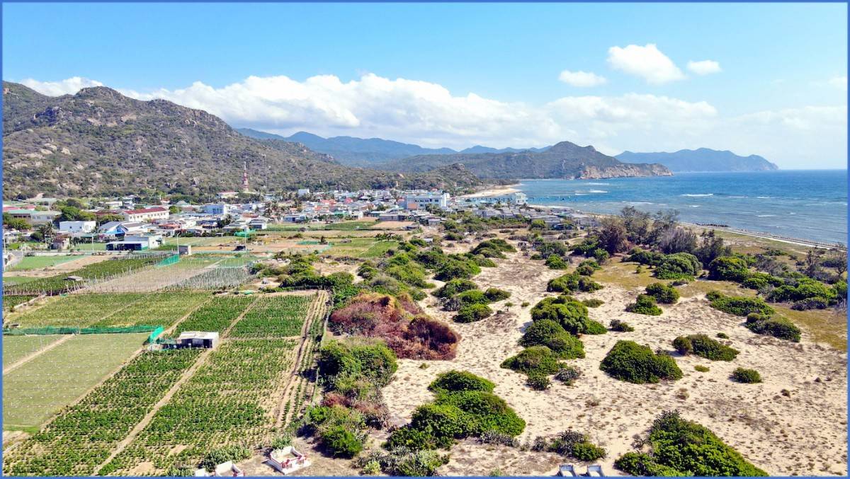 Nhà máy điện hạt nhân Ninh Thuận bước đi quan trọng trong chiến lược phát triển năng lượng bền vững.   dự kiến vận hành giai đoạn 2030-2035