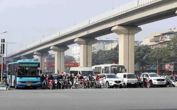 Hà Nội đề xuất cho xe du lịch dưới 28 chỗ chạy 24/24h