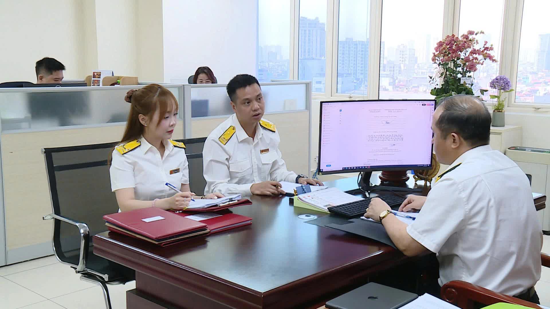 Cục Thuế siết gian lận “2 sổ kế toán”, yêu cầu báo cáo danh sách khách hàng trước 8/4