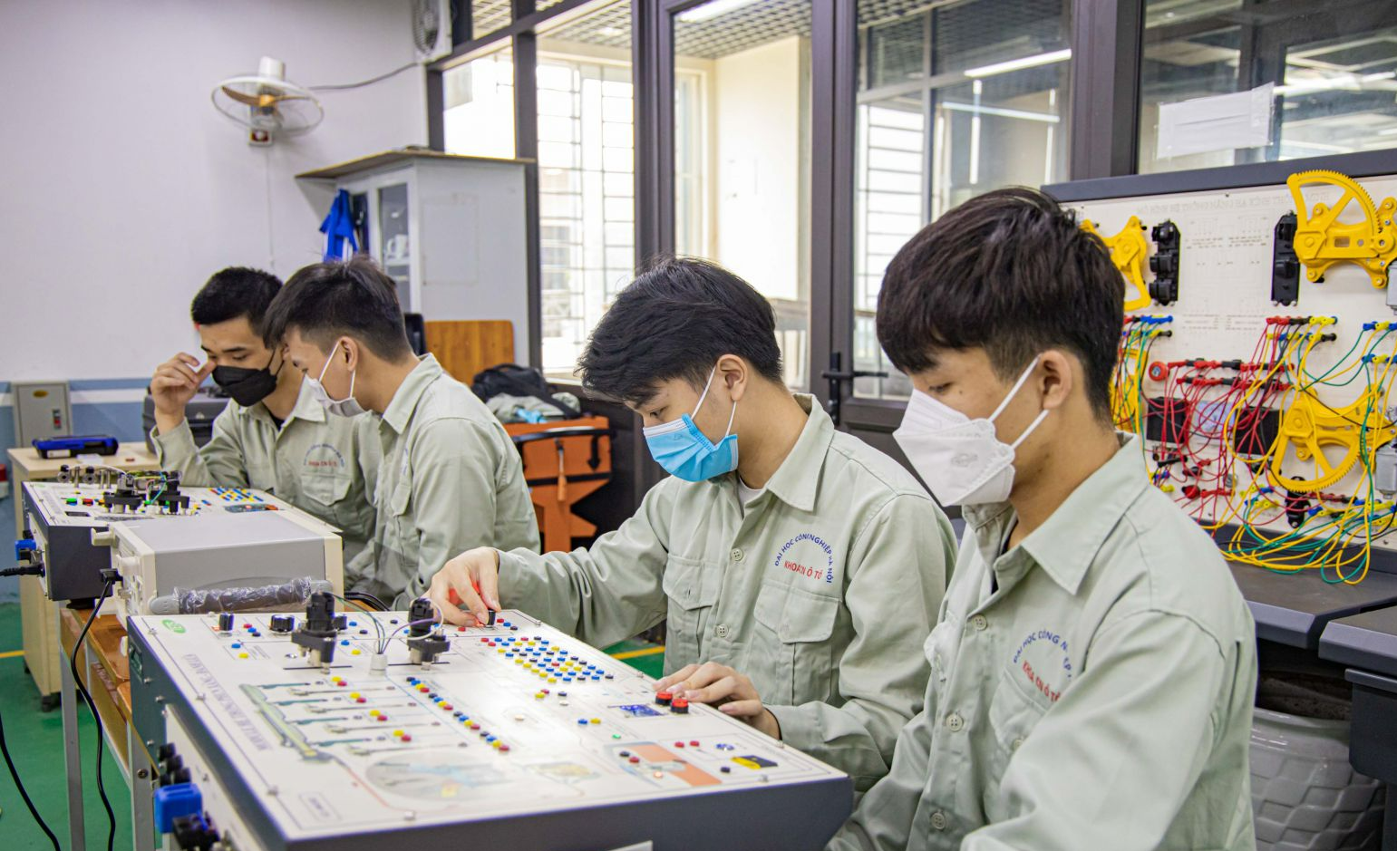 GRDP Hà Nội tăng 7,87% trong quý I/2026: Động lực từ dịch vụ và đầu tư công