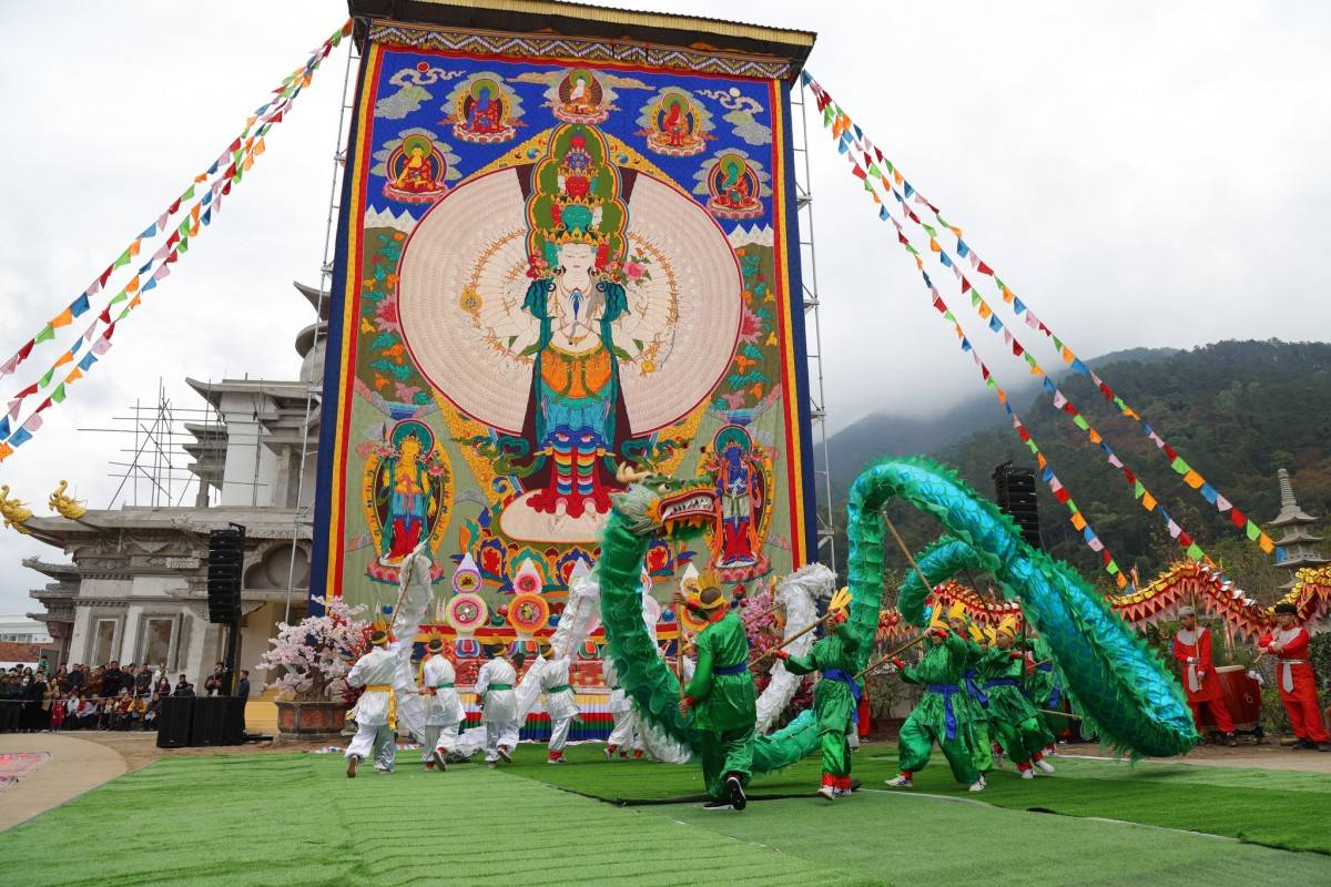 Đức Gyalwang Drukpa thỉnh chuông cầu nguyện hòa bình, khai đàn Pháp hội Đại Bi Quan Âm 2026