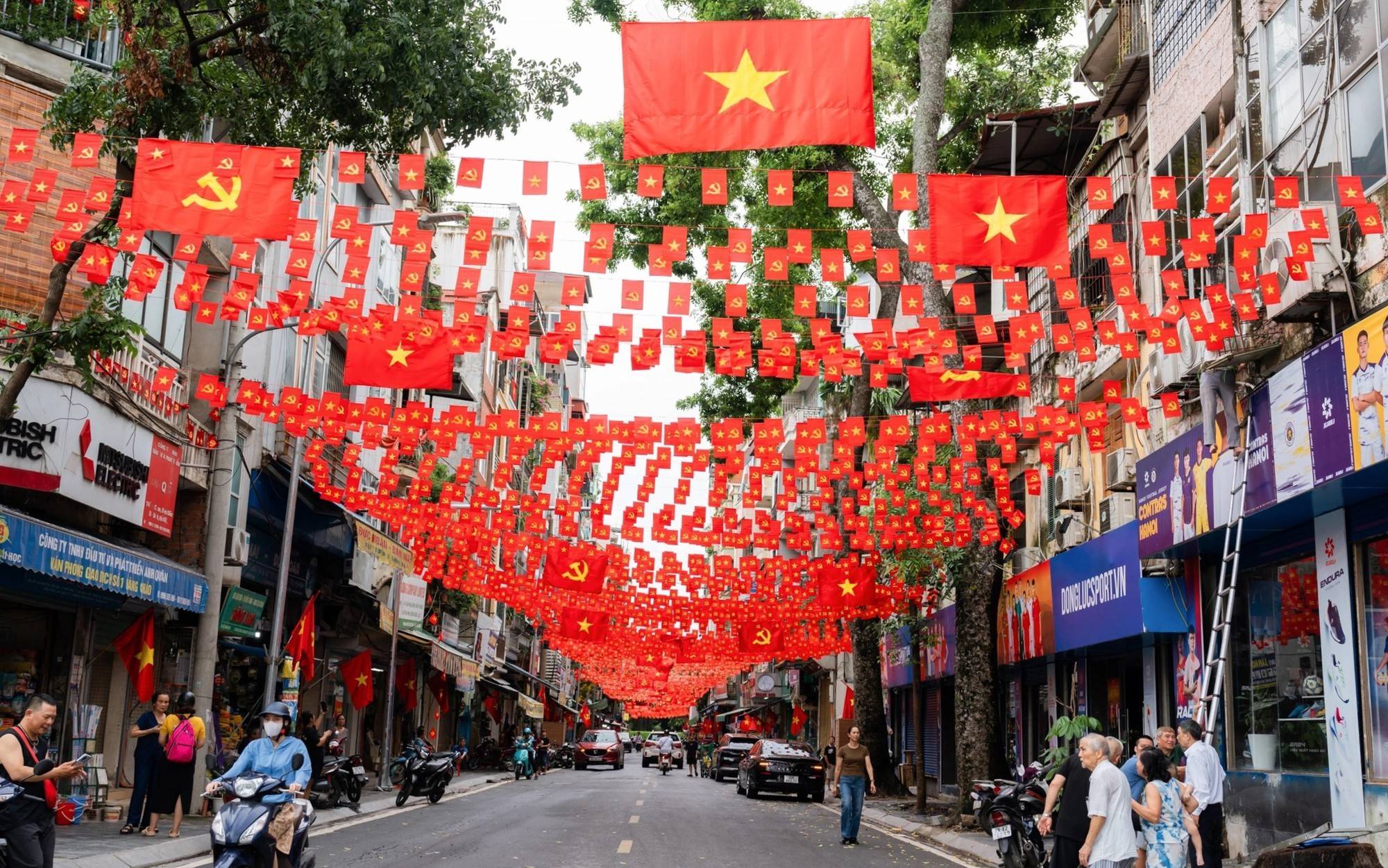 Bộ Nội vụ khẳng định không hoán đổi lịch nghỉ: Không có kỳ nghỉ 9 ngày dịp Giỗ Tổ và 30/4–1/5