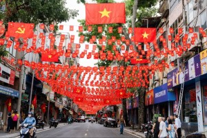 Bộ Nội vụ khẳng định không hoán đổi lịch nghỉ: Không có kỳ nghỉ 9 ngày dịp Giỗ Tổ và 30/4–1/5