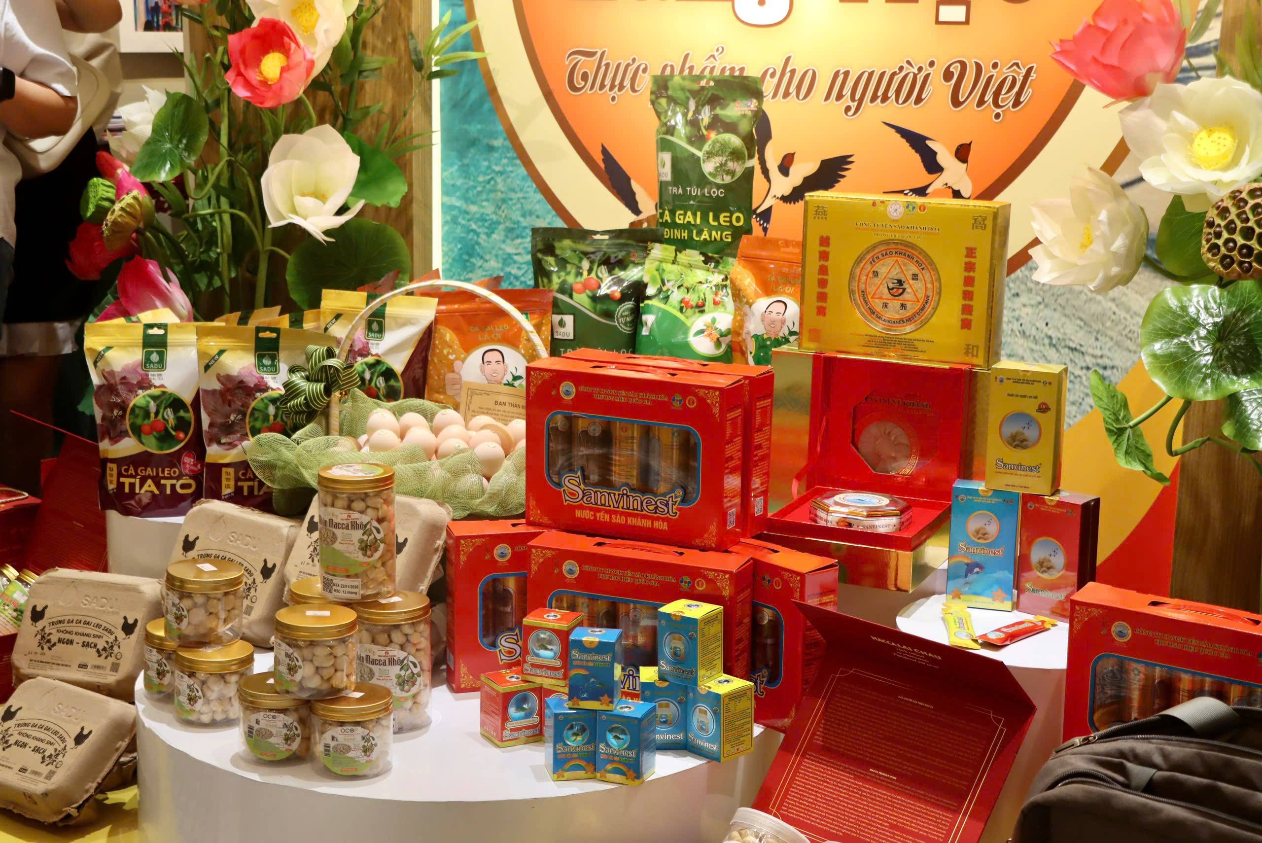 “Sức sống hàng Việt” số 4: Kết nối tiêu dùng thực phẩm an toàn cho người Việt