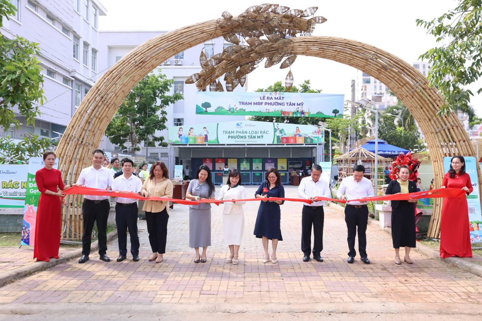 Trạm Thu hồi Vật liệu tái chế tích hợp công nghệ và sức mạnh cộng đồng: Bước tiến mới trong phân loại rác tại nguồn và tái chế bền vững tại phường Tân Mỹ, TP. Hồ Chí Minh