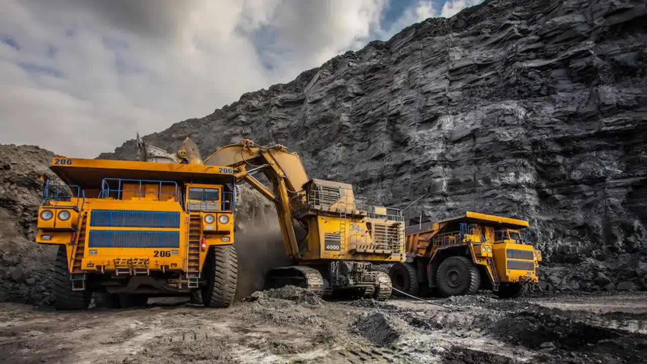 Đề xuất tăng công suất khai thác than tối đa 15% theo cơ chế rút gọn để bảo đảm an ninh năng lượng