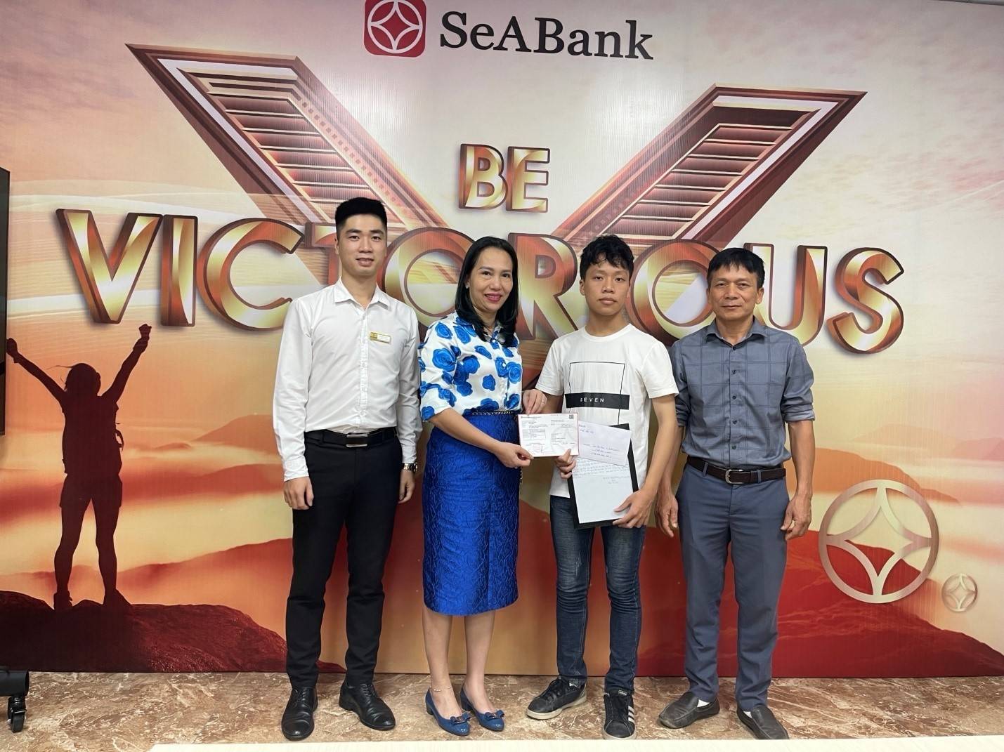 Quỹ SeADreams đồng hành chắp cánh nuôi dưỡng ước mơ học sinh nghèo