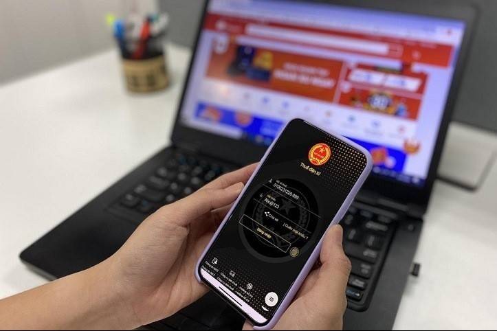 Chủ hộ kinh doanh nợ thuế từ 50 triệu đồng có thể bị tạm hoãn xuất cảnh