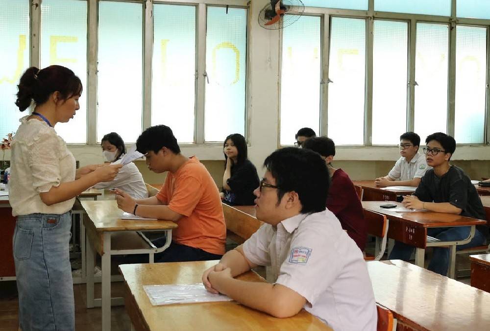 Hà Nội công bố chỉ tiêu lớp 10, tỷ lệ vào công lập còn khoảng 55%