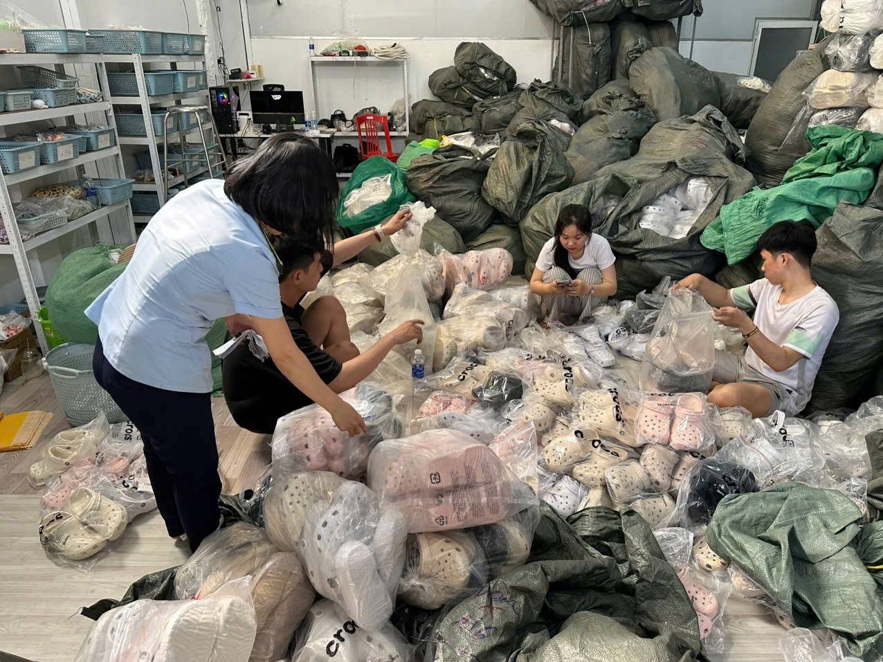 Lào Cai mạnh tay với vi phạm thương mại, phạt hơn 2,6 tỷ đồng trong quý I