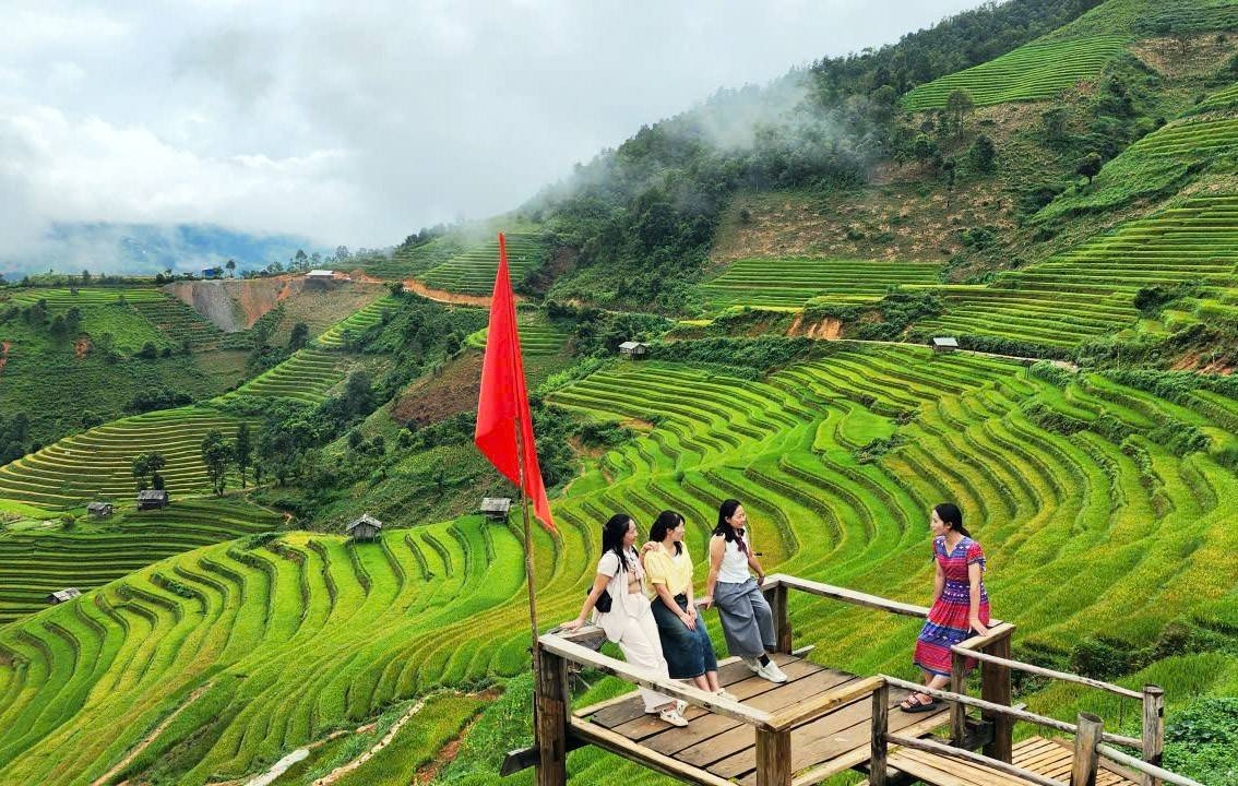 Lào Cai tăng trưởng 8,03% quý I/2026, du lịch tiếp tục dẫn dắt kinh tế