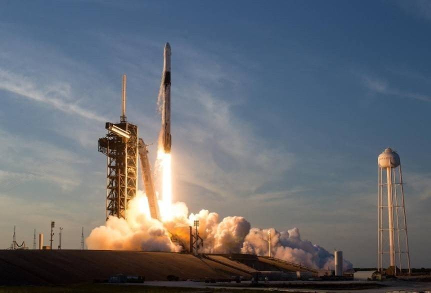 Trí tuệ Việt Nam đưa vệ tinh tư nhân vươn vào không gian