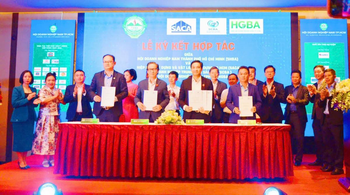 lễ ký kết hợp tác chiến lược giữa SHBA với nhiều tổ chức, hiệp hội doanh nghiệp