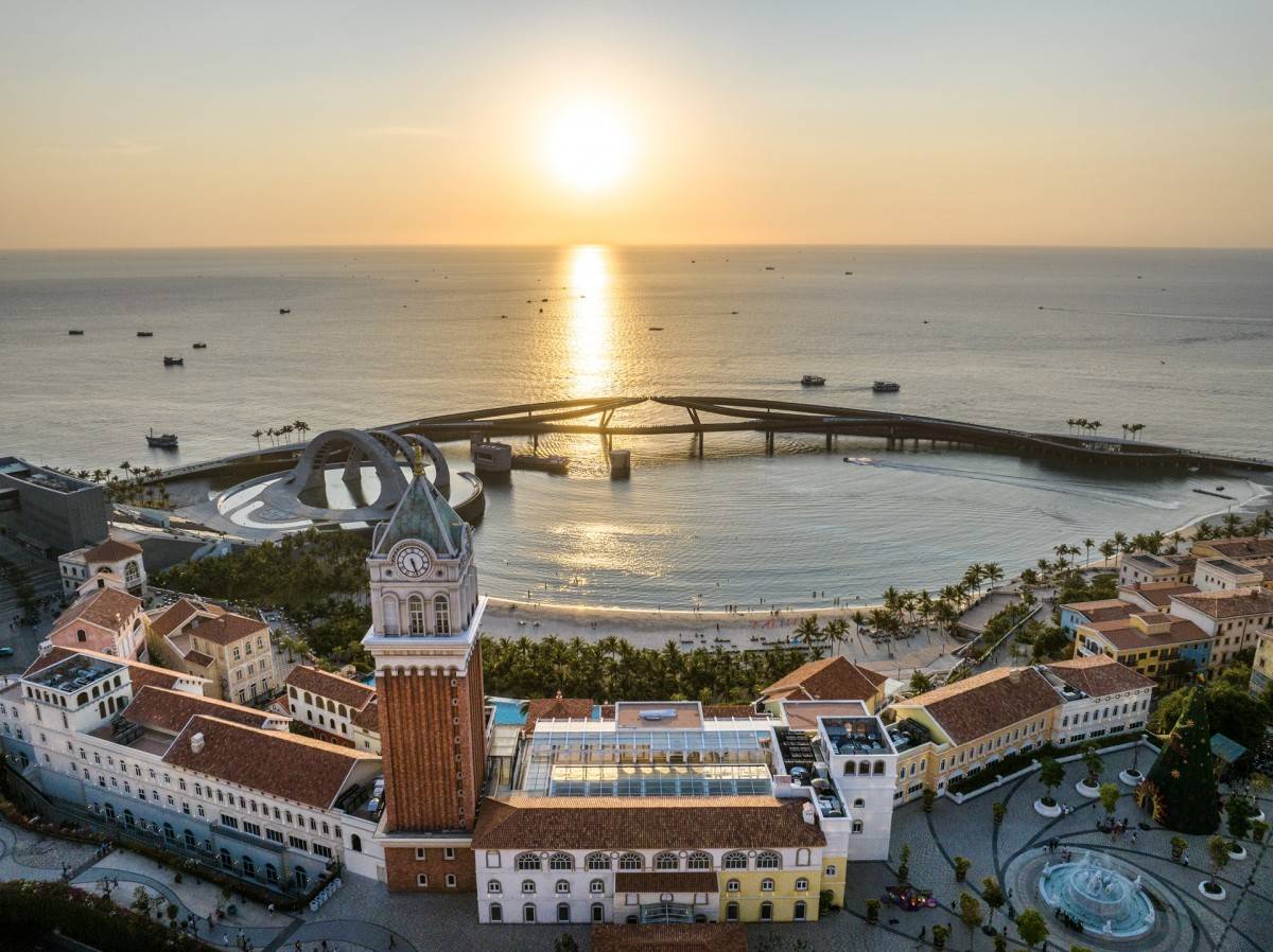 “Thị trấn Hoàng Hôn” – “tọa độ vàng” du lịch tại nam đảo Phú Quốc. Ảnh: Sun Group.