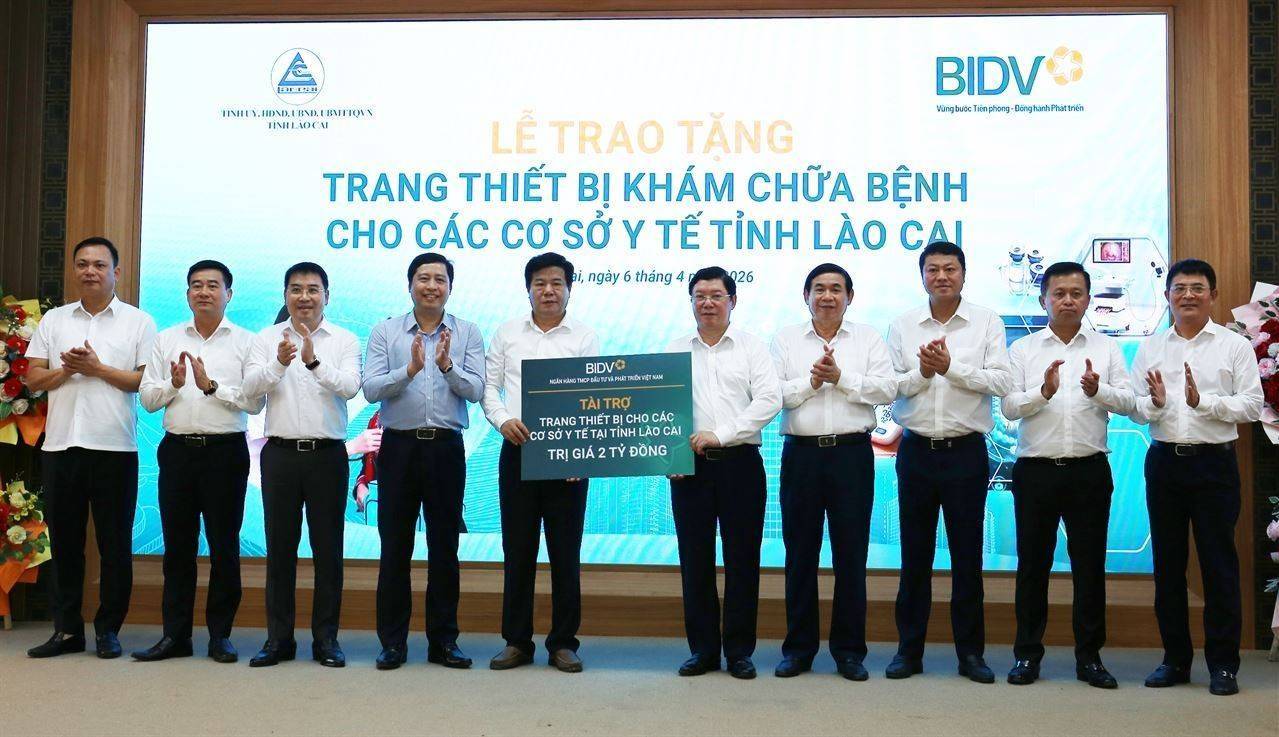 Chăm lo sức khỏe người dân vùng cao Lào Cai bằng hành động thiết thực, ý nghĩa