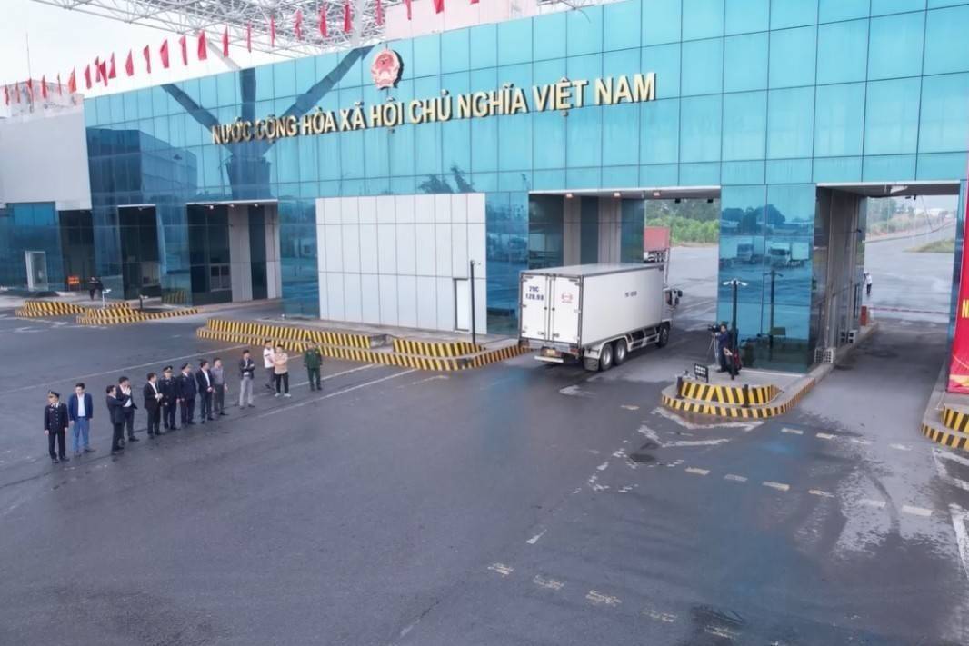 Quảng Ninh ghi nhận tín hiệu tích cực sau 4 tuần thí điểm thông quan cuối tuần tại Móng Cái