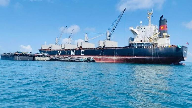 Bộ Xây dựng yêu cầu xây dựng phương án huy động tàu vận tải cỡ lớn chở dầu, LPG, LNG từ khu vực Vịnh Ba Tư về Việt Nam để chủ động nguồn cung năng lượng.