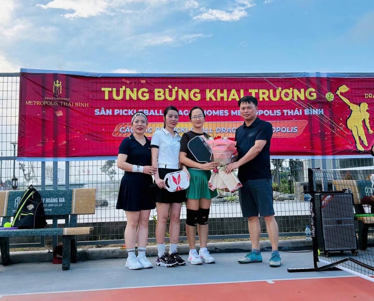 Cụm sân  tại Dự án DRAGONHOMES METROPOLIS.jpg