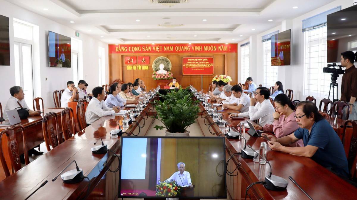 Tây Ninh: Hội nghị trực tuyến quán triệt và triển khai thực hiện Nghị quyết Đại hội XIV của Đảng