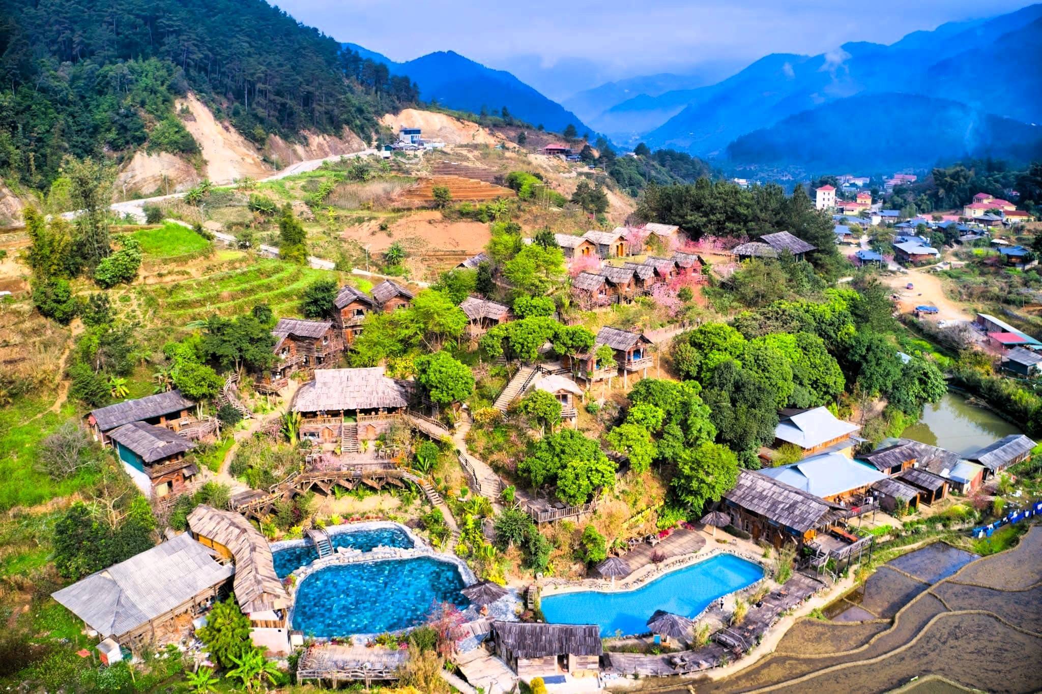 không gian yên tĩnh, gần gũi với thiên nhiên, phù hợp với nhu cầu nghỉ dưỡng, phục hồi sức khỏe