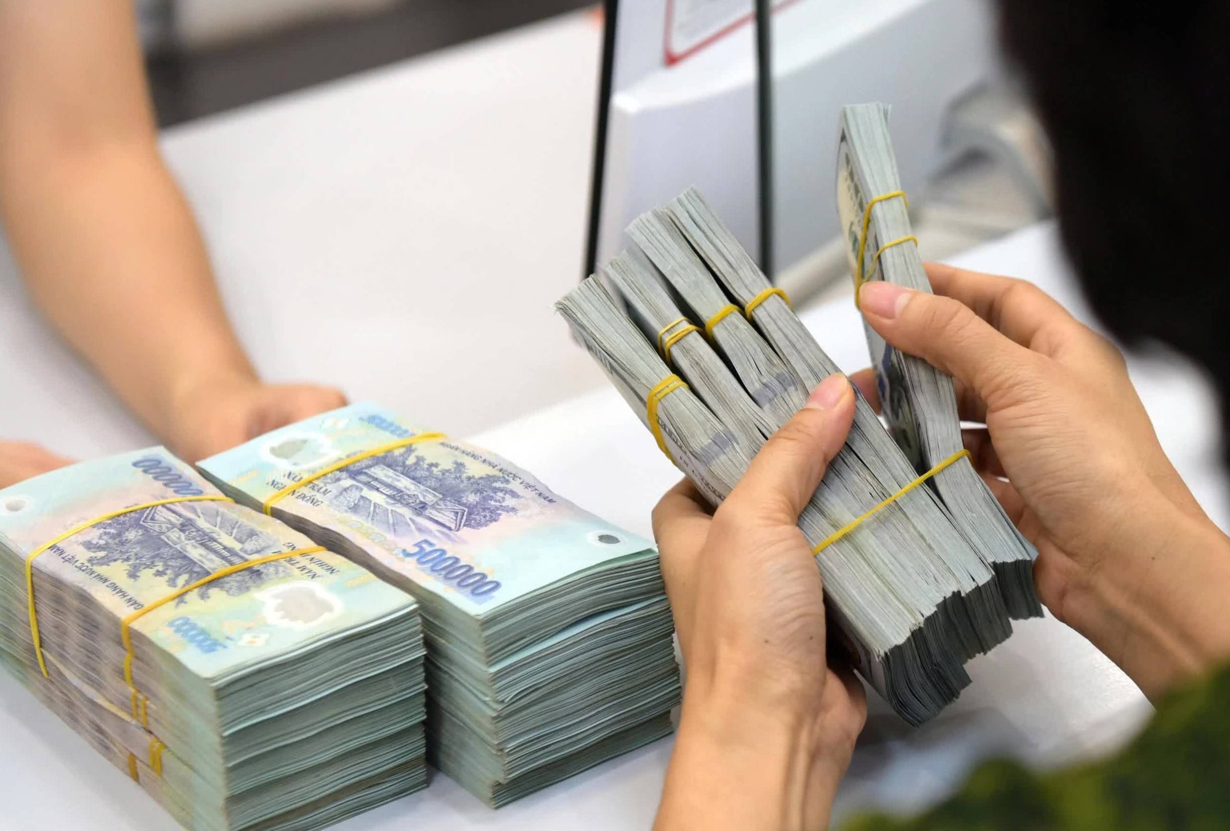 NHNN: Yêu cầu các ngân hàng thương mại giảm lãi suất tiền gửi 0,5-1%/năm