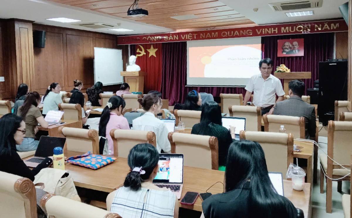 Quang cảnh khóa học.