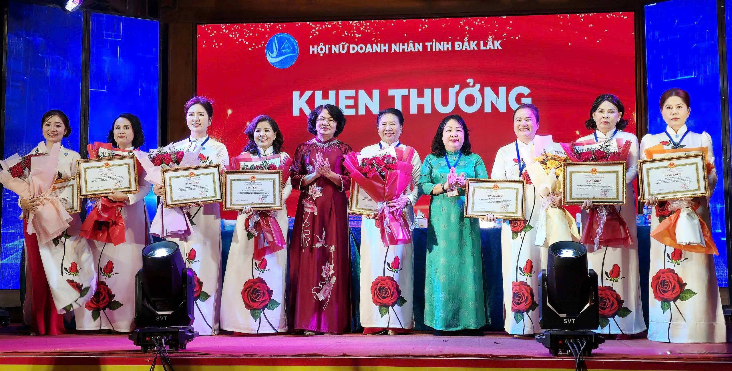 Nâng cao vai trò, vị thế của nữ doanh nhân trong cộng đồng doanh nghiệp tỉnh Đắk Lắk