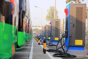 Đề xuất chuẩn hóa quy chuẩn kỹ thuật hạ tầng xe điện tại chung cư, đảm bảo an toàn phòng cháy