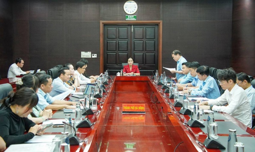Tại buổi làm việc với Sở Văn hóa, Thể thao và Du lịch về tình hình hoạt động du lịch, Phó Chủ tịch UBND TP Đà Nẵng Nguyễn Thị Anh Thi ghi nhận và đánh giá cao kết quả ngành du lịch đạt được trong quý I/2026