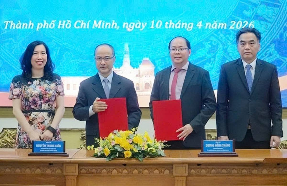 Lễ ký kết Chương trình phối hợp công tác và triển khai công tác người Việt Nam ở nước ngoài trên địa bàn TP. Hồ Chí Minh giai đoạn 2026 – 2028 giữa Ủy ban Nhà nước về người Việt Nam ở nước ngoài – Bộ Ngoại giao và Văn phòng UBND TP. Hồ Chí Minh