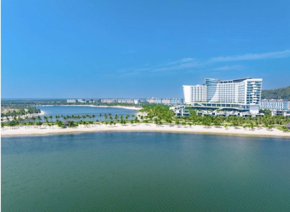 Khu du lịch Quốc tế Đồi Rồng đón nhận Danh hiệu điểm đến tiêu biểu, khẳng định vị thế khu đô thị du lịch biển hàng đầu miền bắc