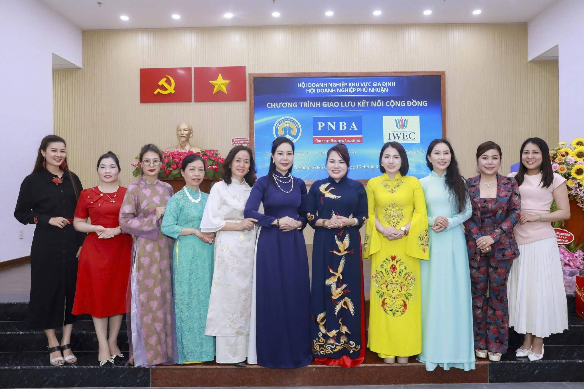 Nữ doanh nhân và vai trò trong tái cấu trúc hệ sinh thái kinh tế Việt Nam hiện nay