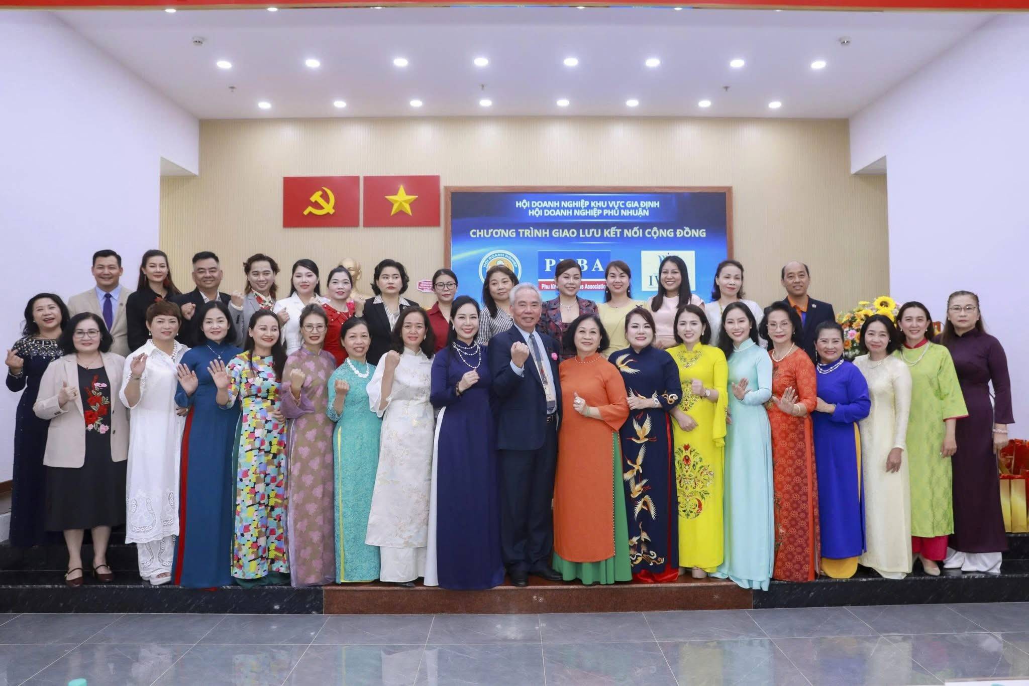 Nữ doanh nhân và vai trò trong tái cấu trúc hệ sinh thái kinh tế Việt Nam hiện nay