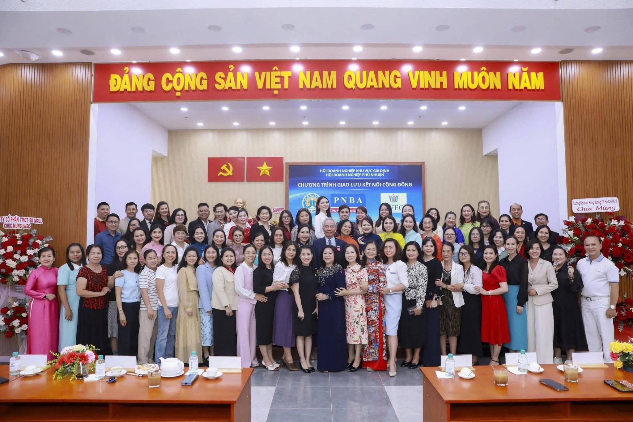 Nữ doanh nhân và vai trò trong tái cấu trúc hệ sinh thái kinh tế Việt Nam hiện nay