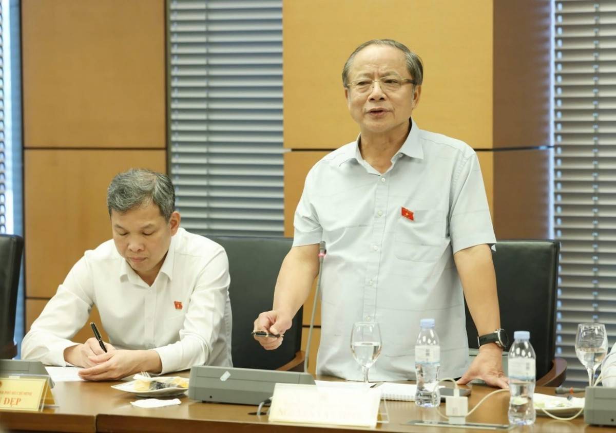 Đề xuất phân tầng thuế của đại biểu Nguyễn Văn Thân được ủng hộ vì chạm đúng điểm nghẽn: nhiều hộ kinh doanh đang quá tải với kê khai, sổ sách và hóa đơn.