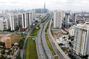 Bất động sản TP.HCM quý II/2026: Thị trường “nín thở” chờ lực cầu, giá vẫn chưa hạ nhiệt