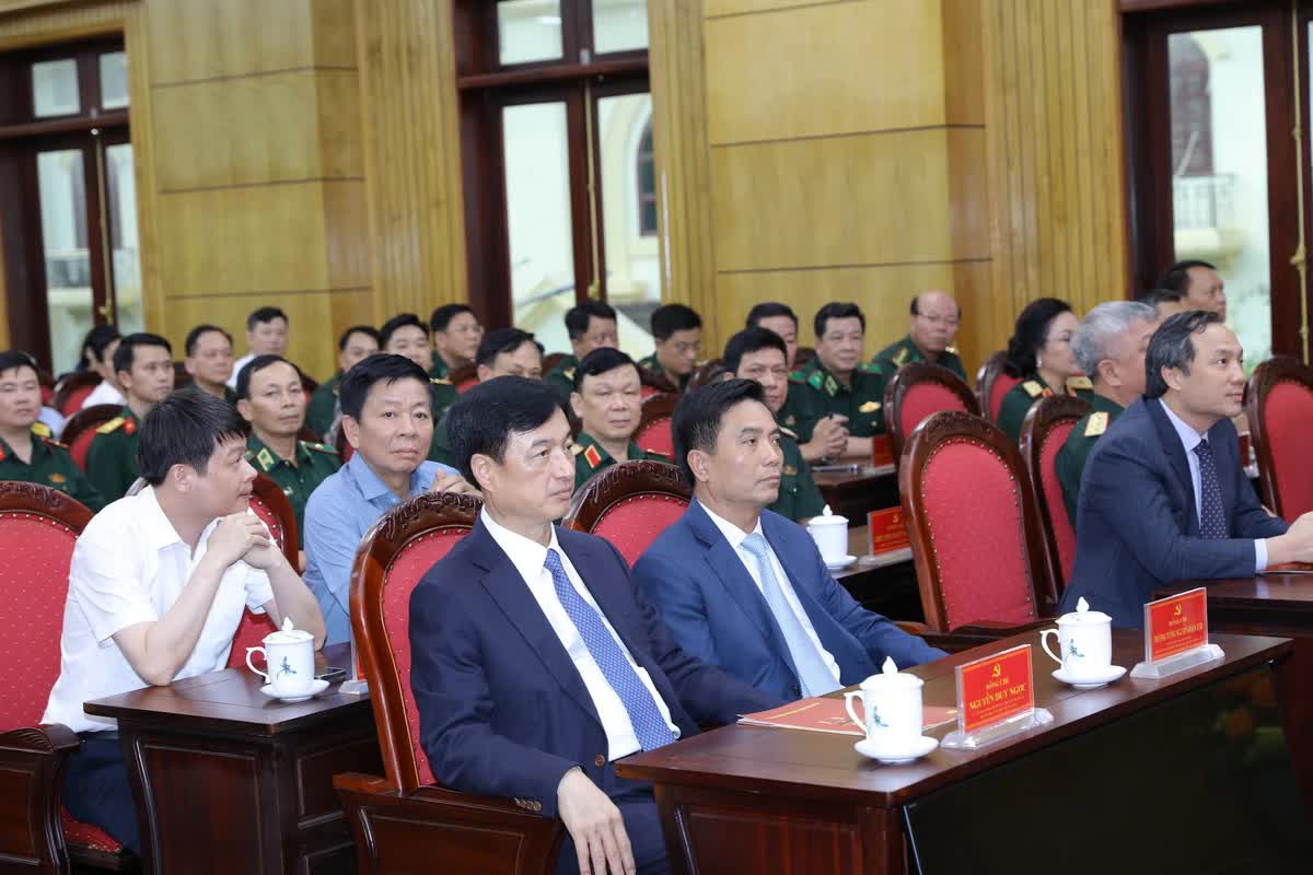 Các đại biểu tham dự