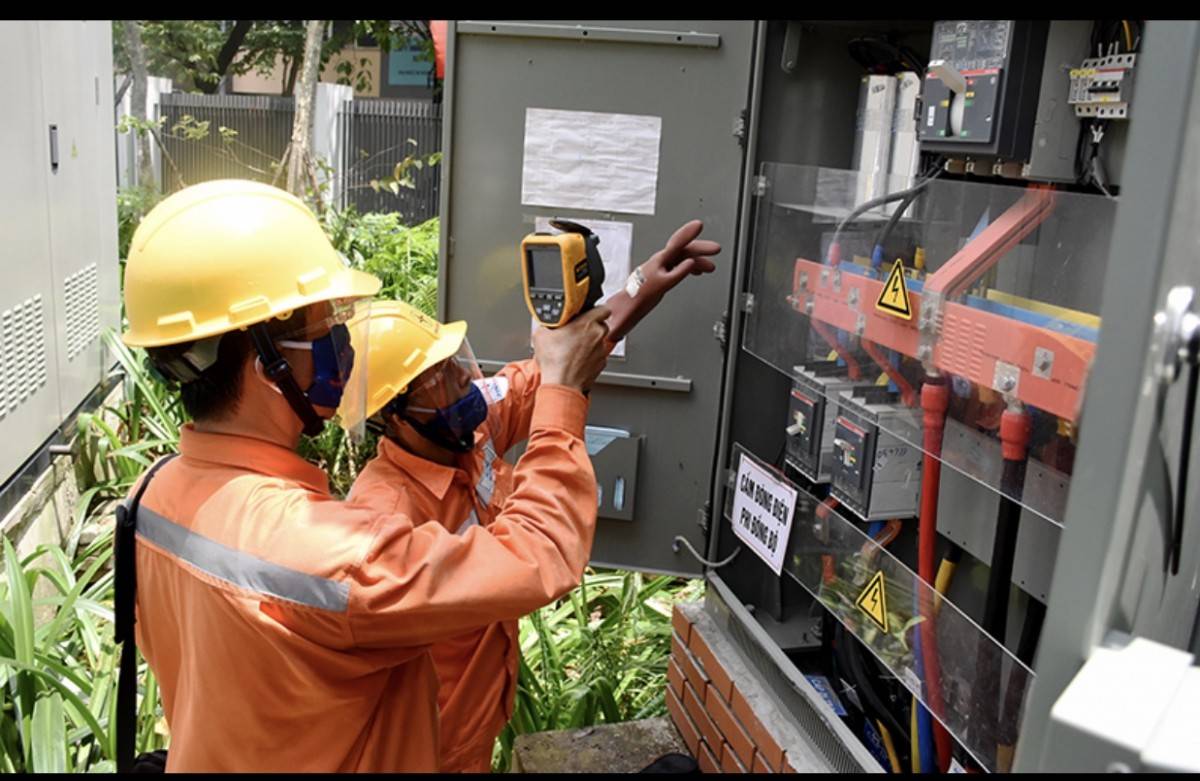 Đề xuất điều chỉnh khung giờ cao điểm sử dụng điện: Khuyến khích tiêu dùng ngoài giờ