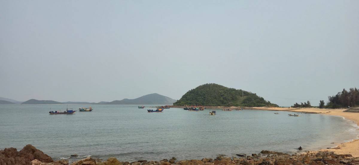 Cái Chiên đẹp bình yên ngây dại,  dọc nhiều  bãi tắm vẫn vẹn nguyên vẻ ban sơ chưa ai đánh thức