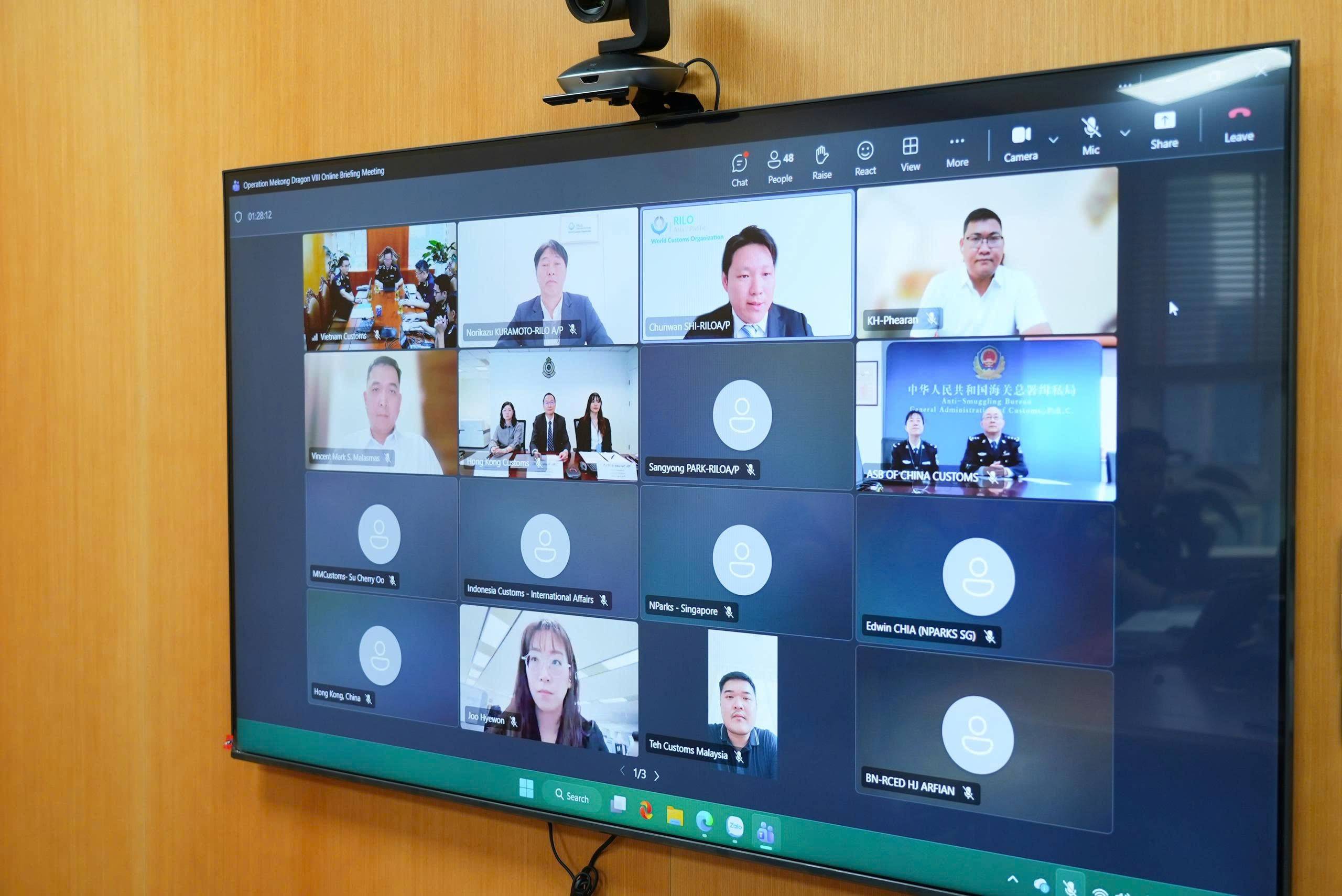 Việt Nam - Trung Quốc ký hiệp định hải quan mới, tăng tốc hợp tác kiểm soát thương mại và chống buôn lậu