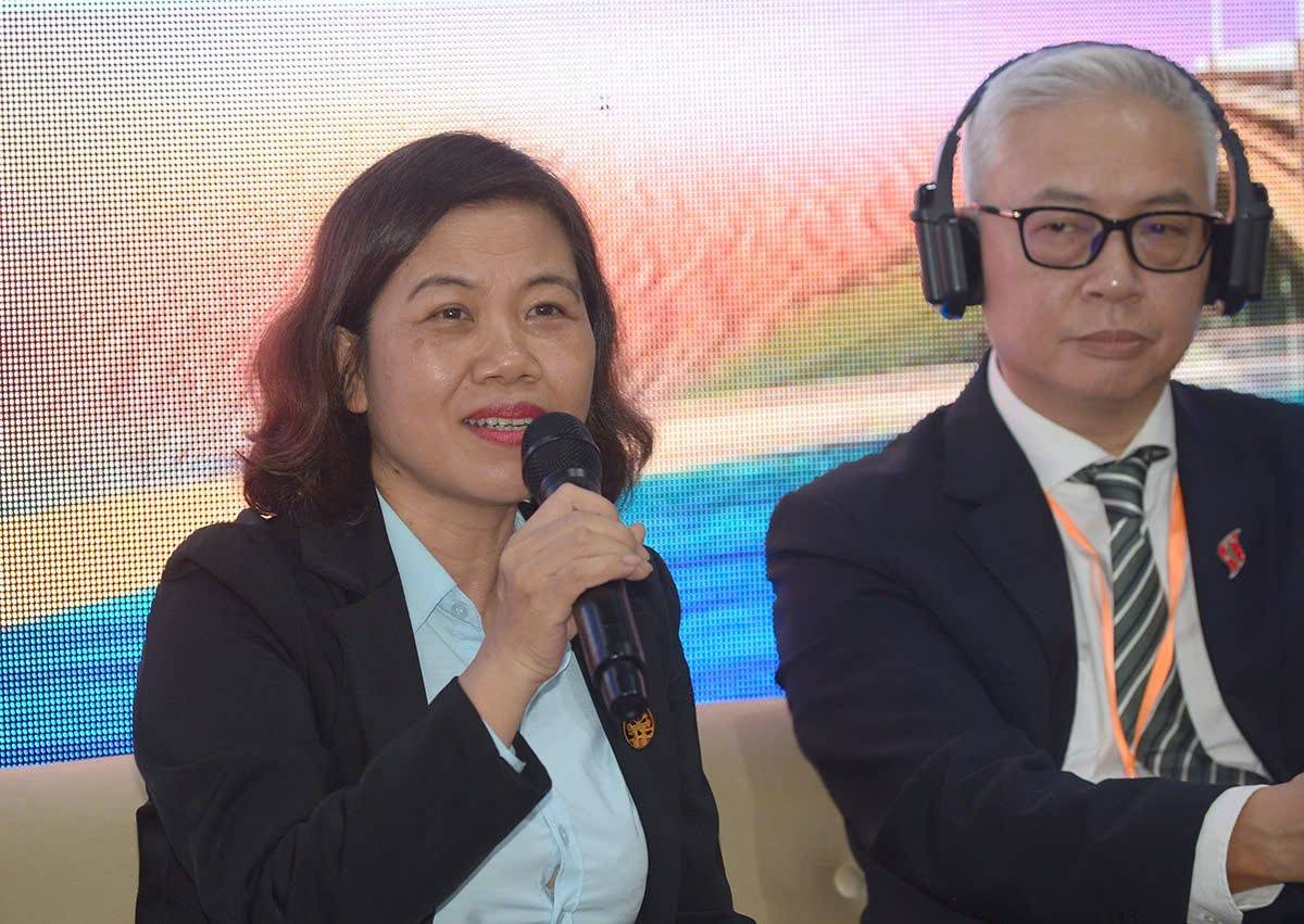 Bà Nguyễn Thị Bích Dung - Phó Trưởng ban Ban Quản lý khu kinh tế Hải Phòng (HEZA)