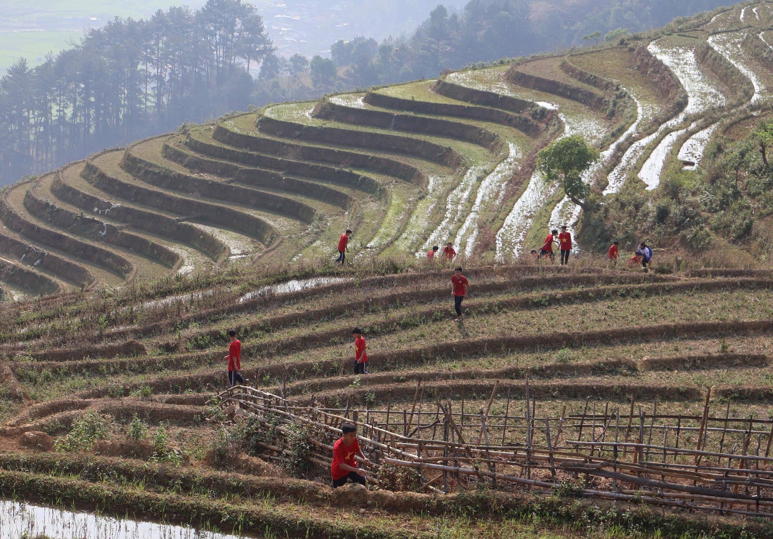 Lào Cai: Mù Cang Chải mùa nước đổ: Trải nghiệm chạy giữa ruộng bậc thang kỳ vĩ Tây Bắc