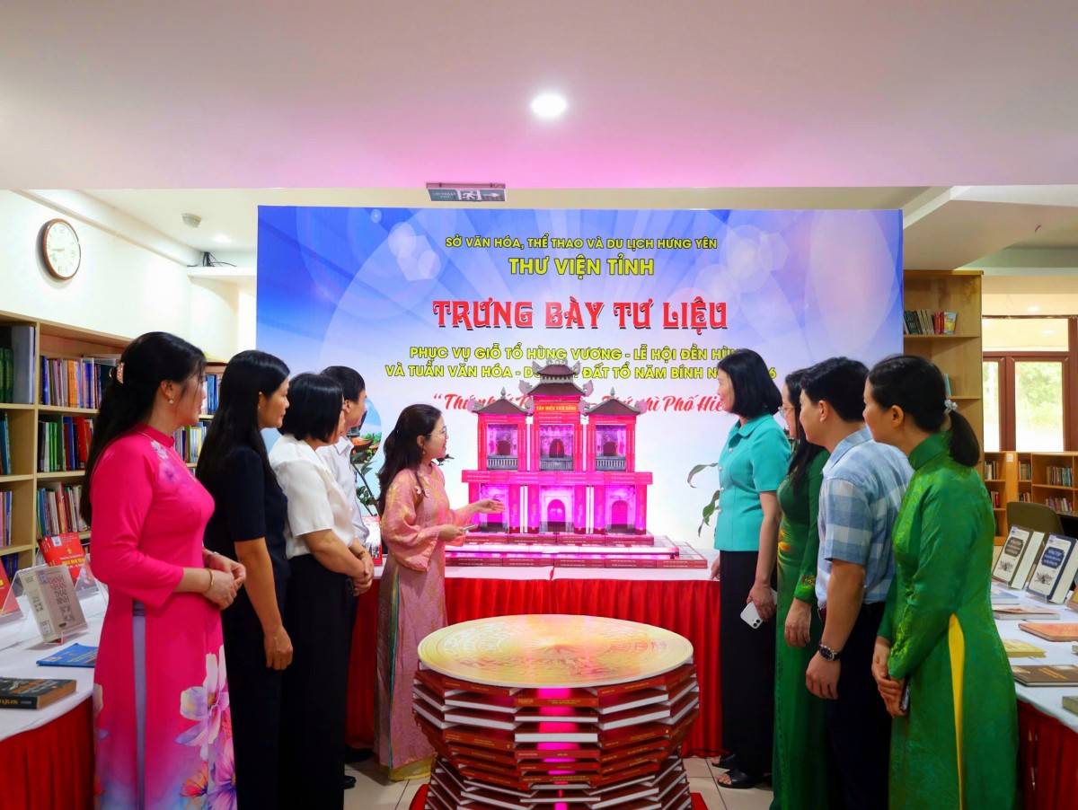 Hôm nay khai hội Đền Hùng 2026