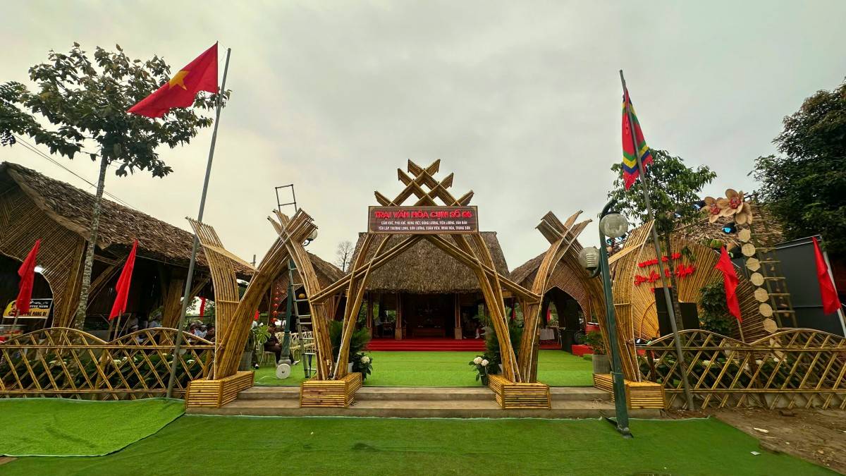 Hôm nay khai hội Đền Hùng 2026