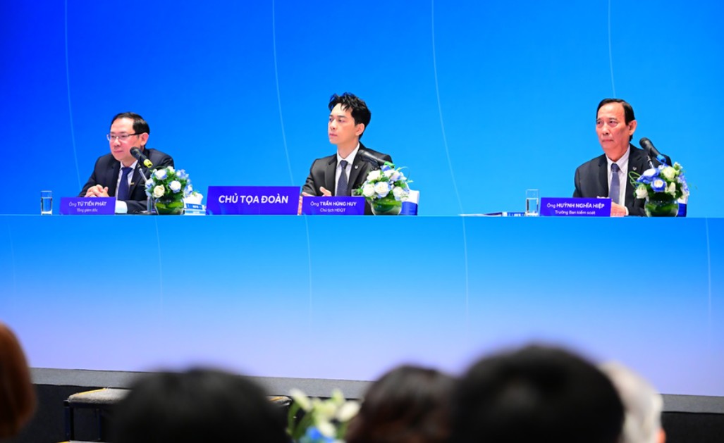 Những cái tên mở màn đường đua lợi nhuận nghìn tỷ ngành ngân hàng