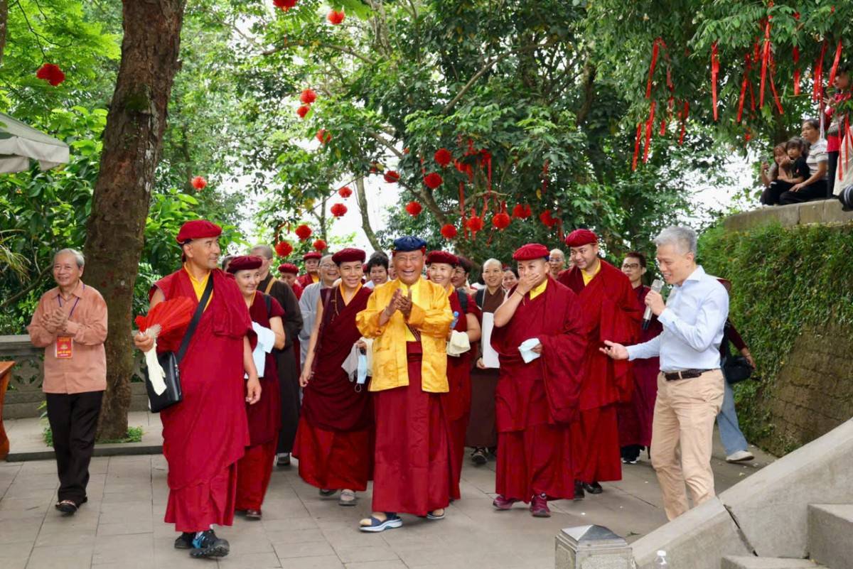 Đức Gyalwang Drukpa lần đầu thăm Đền Hùng: Dấu ấn tâm linh mùa Giỗ Tổ